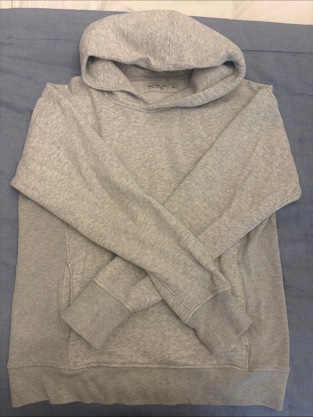 Men's Gray Hoodie Sweatshirt - Abercrombie & Fitch size Small